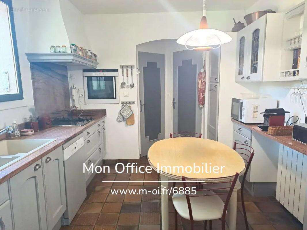 Référence : 6885-VCL - Maison dans résidence avec gardien - au coeur d'une pinède - 4 chambres 1 bureau - BOUC BEL AIR - photo 9