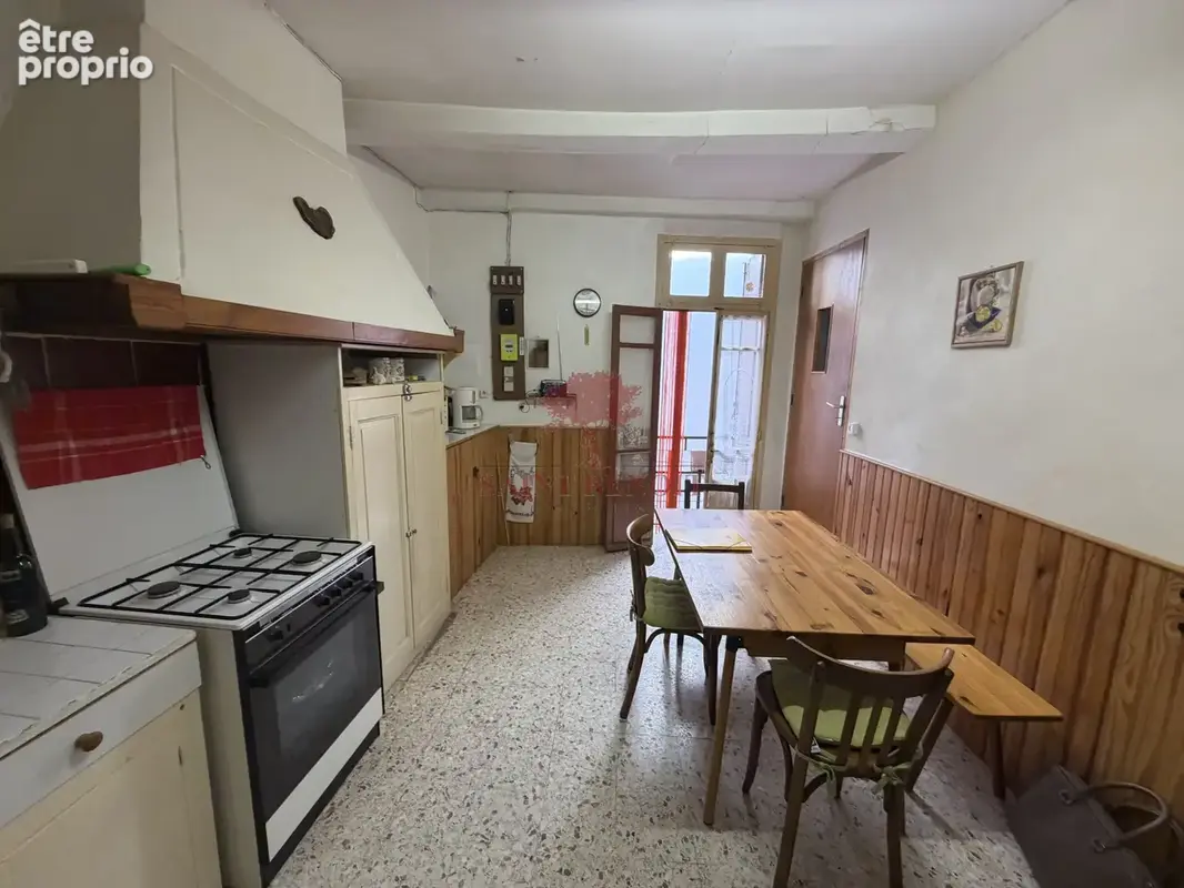 Exclusivite a vendre aniane maison de village avec garage - photo 4