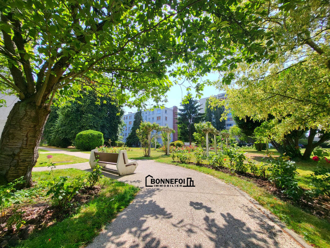 Appartement à CHAMPIGNY-SUR-MARNE