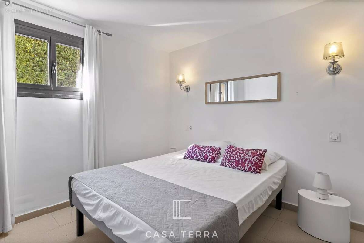 Maison à PORTO-VECCHIO