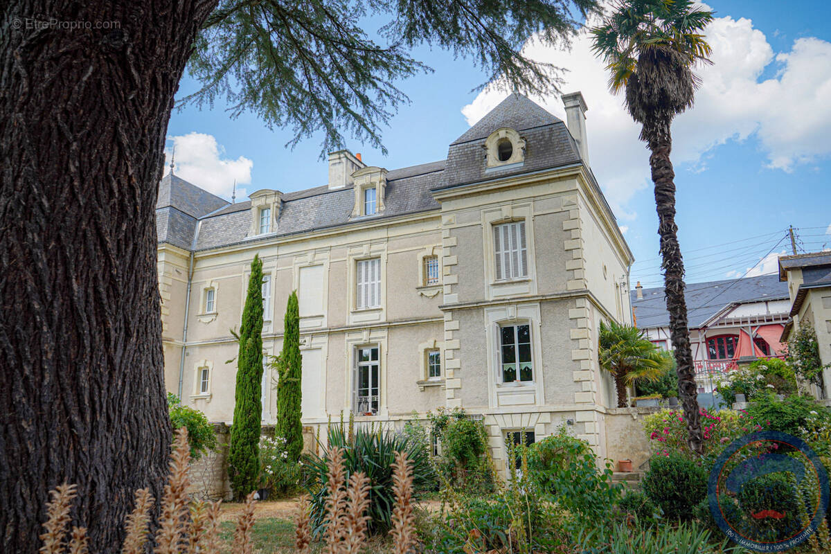 Maison à CHINON