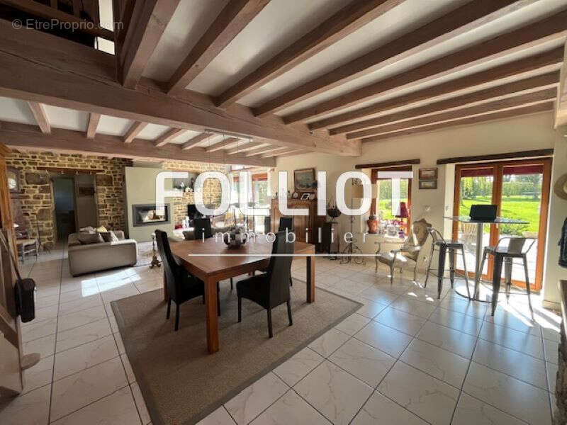 Maison à VIRE
