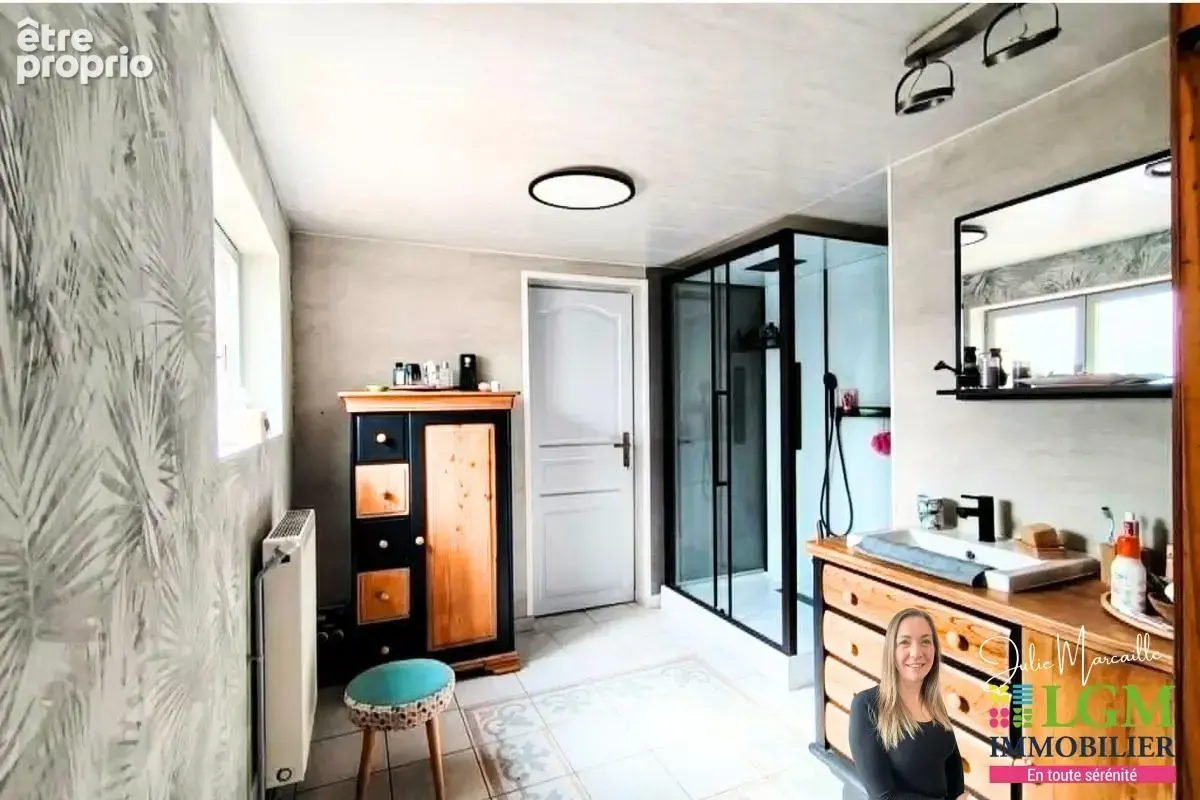  Maison semi-individuelle de 165 m² – De beaux volumes pour toute la famille ! - photo 7