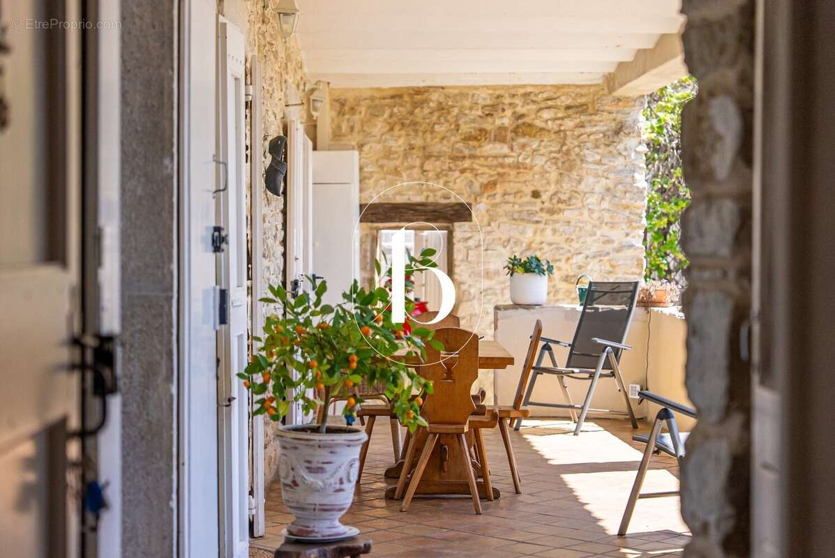 Maison à UZES