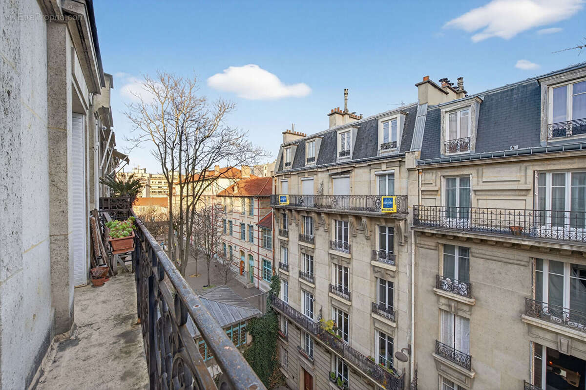 Appartement à PARIS-15E
