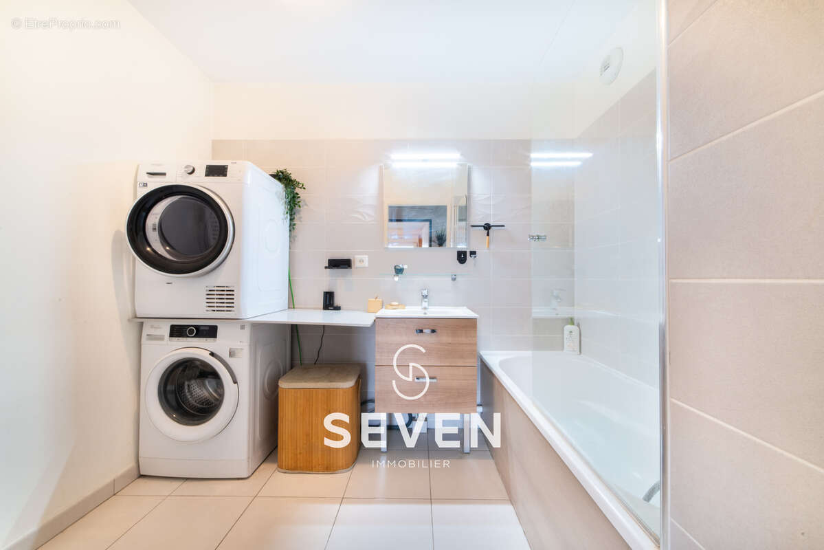 Appartement à CLICHY