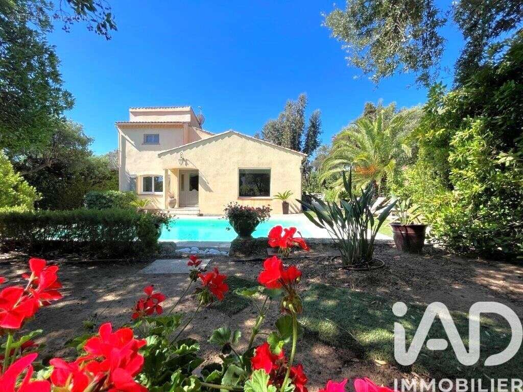 Photo 7 - Maison à FREJUS