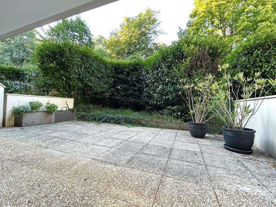 Appartement à TASSIN-LA-DEMI-LUNE