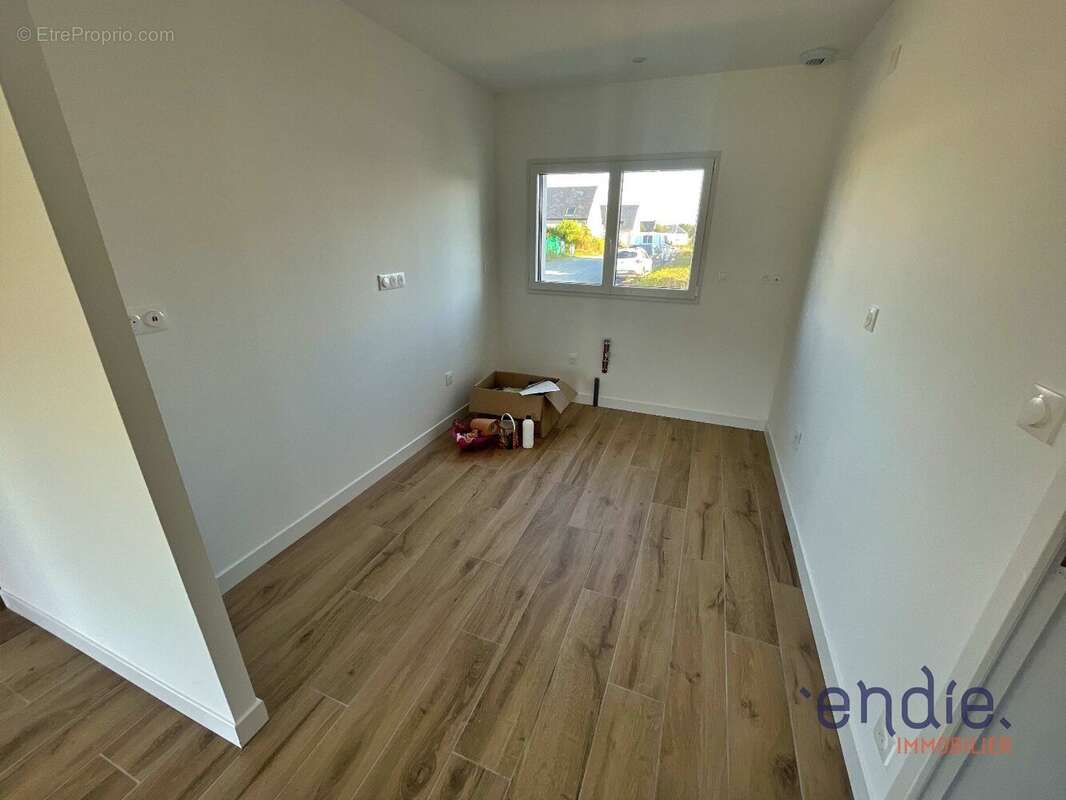 Maison à PLONEOUR-LANVERN