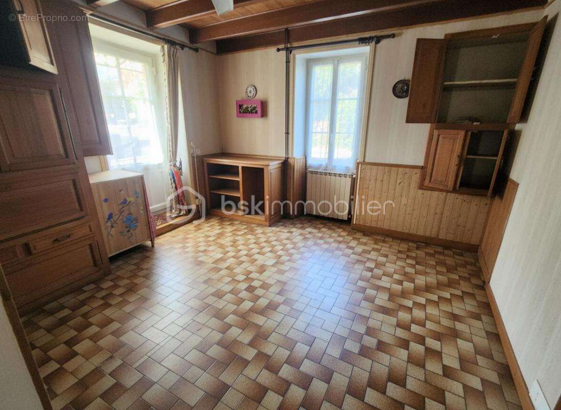 Maison de ville de 93 m² habitables, 3 pièces dont 2 chambres - photo 9