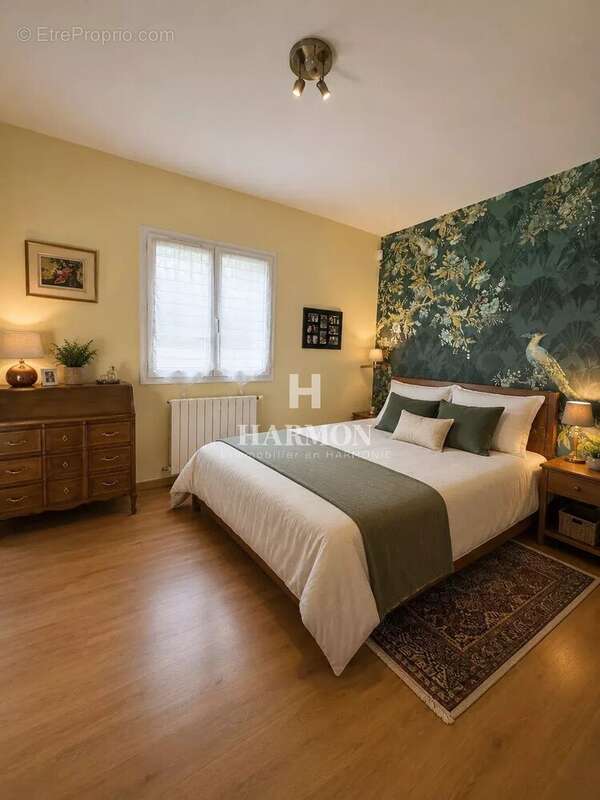 Harmon à vendre :  Élégante maison de plain-pied avec piscine à Pau - photo 22