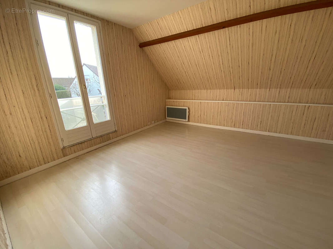 Maison à BIEVILLE-BEUVILLE