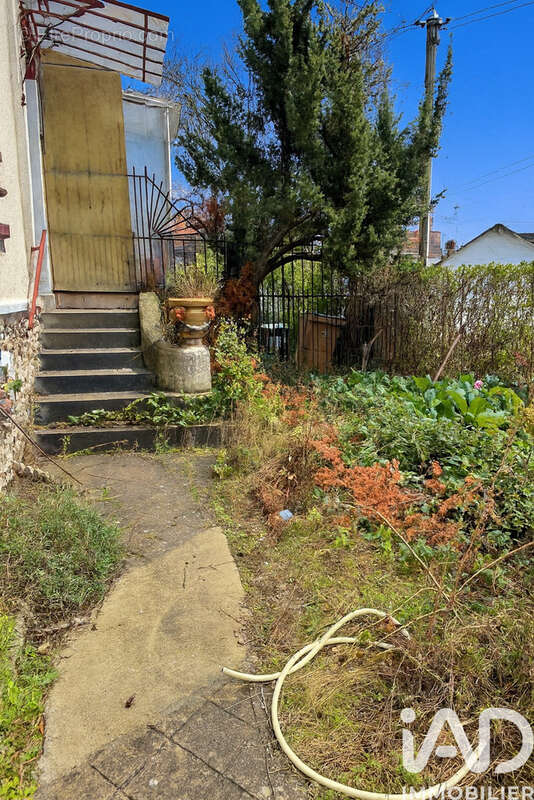 Photo 2 - Maison à LES PAVILLONS-SOUS-BOIS