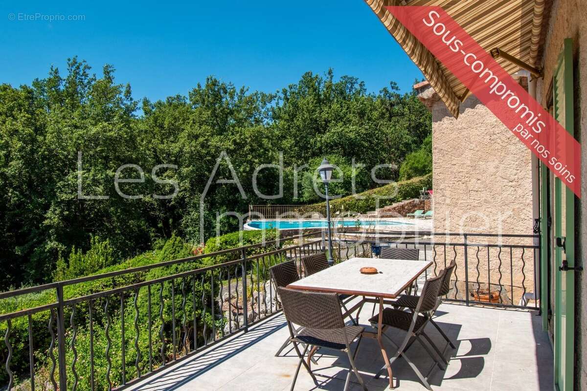 Maison à LES ADRETS-DE-L&#039;ESTEREL