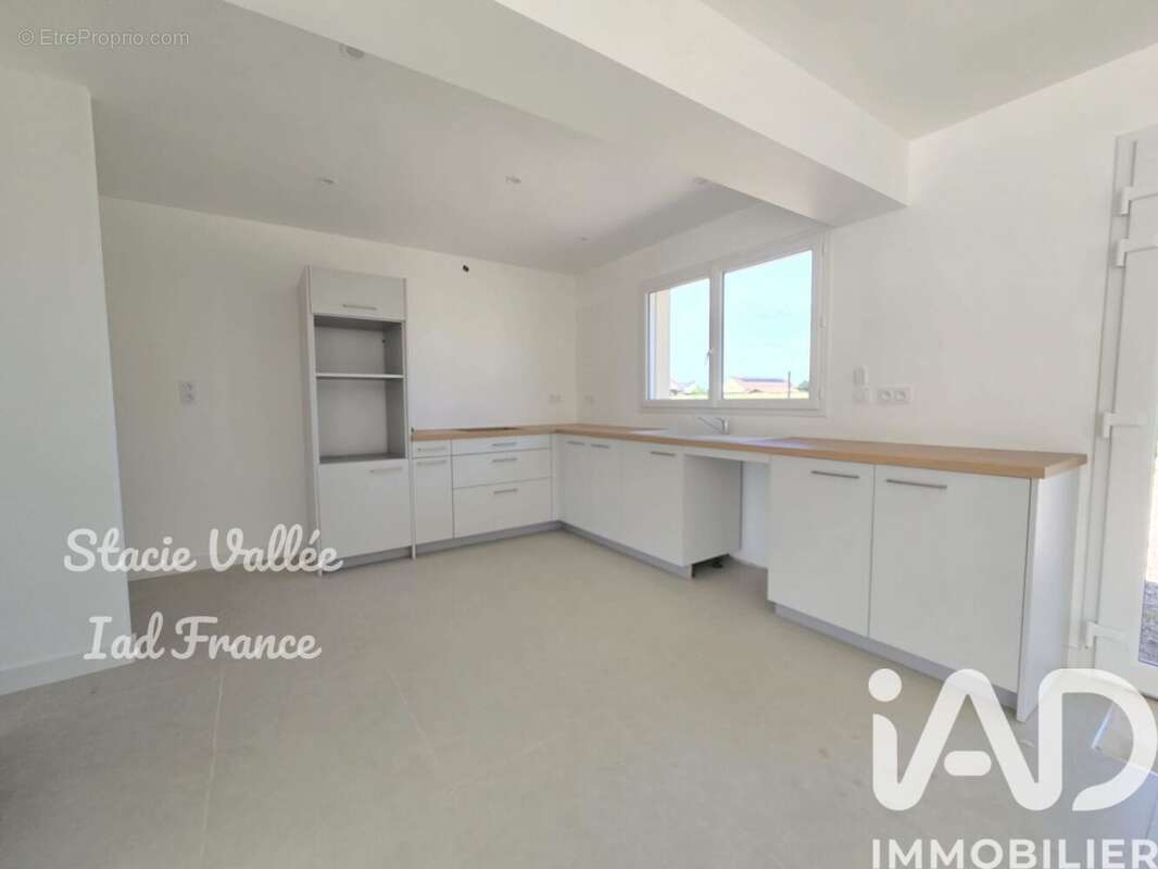 Maison 121 m² à Le Neubourg  - photo 5