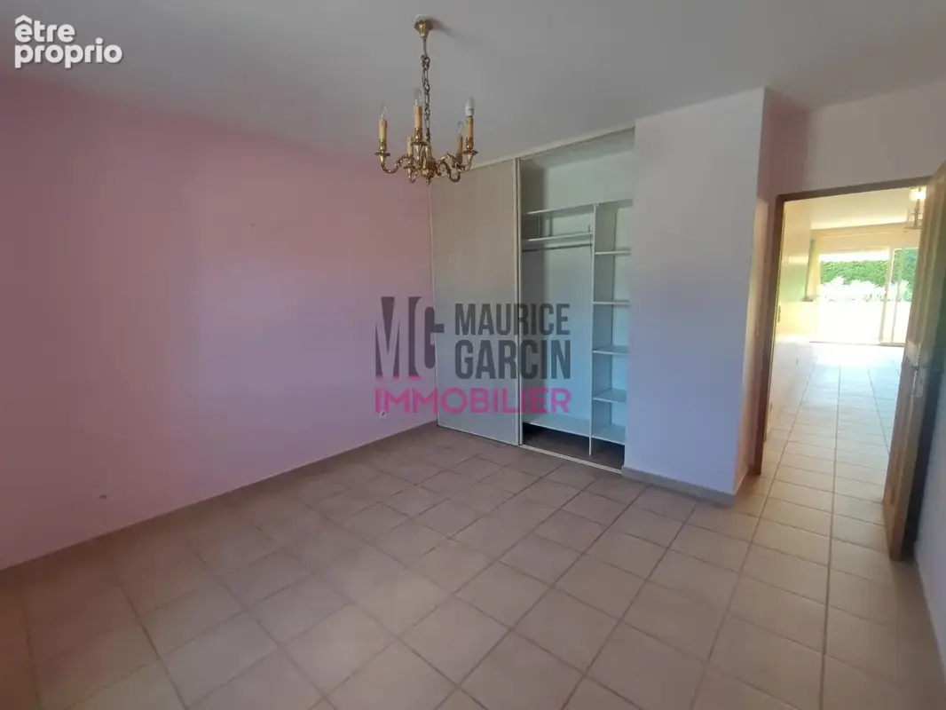 Appartement 81 m² à Pernes-Les-Fontaines  - photo 6