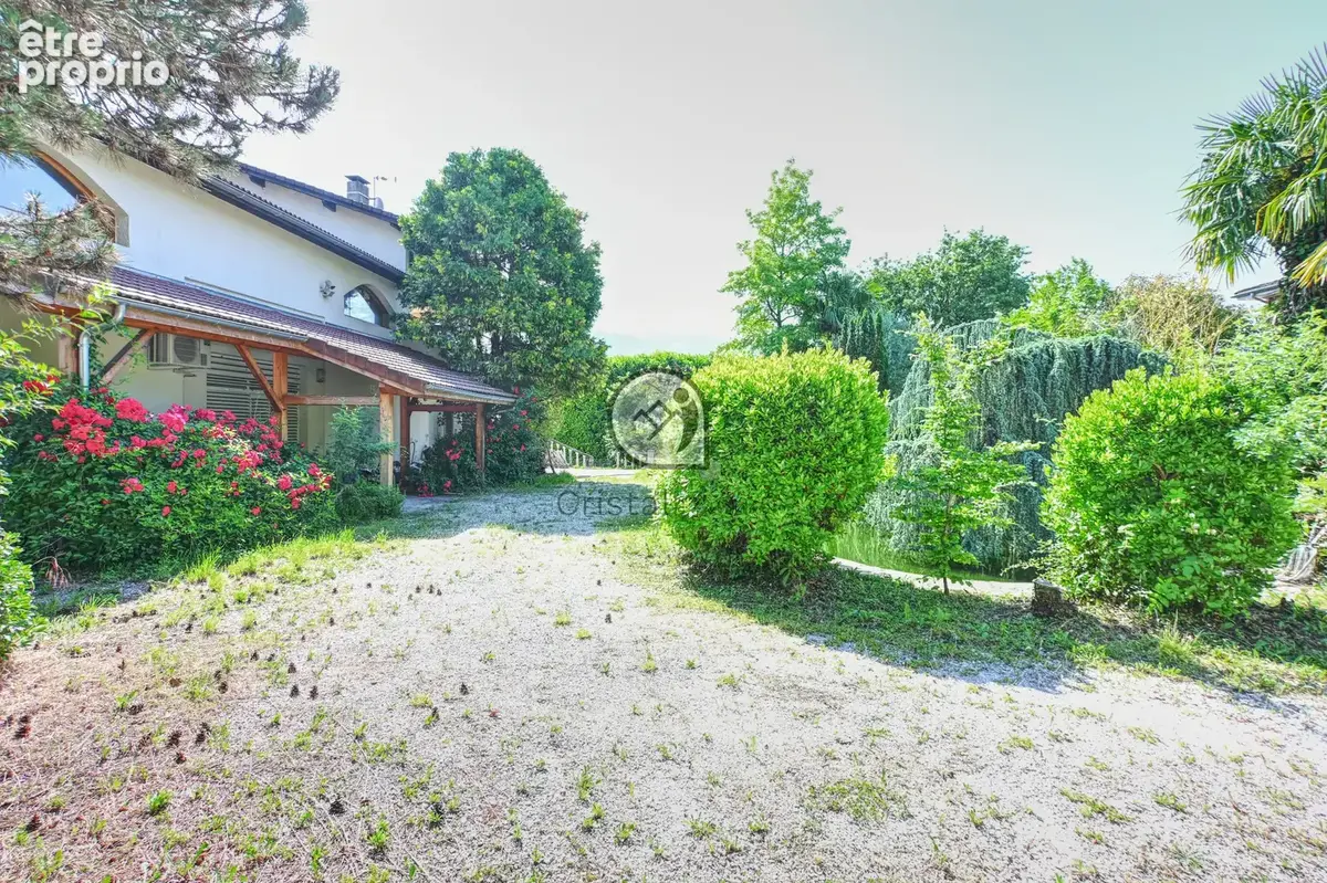 Maison 210 M2 avec terrain 970 M2 - photo 3