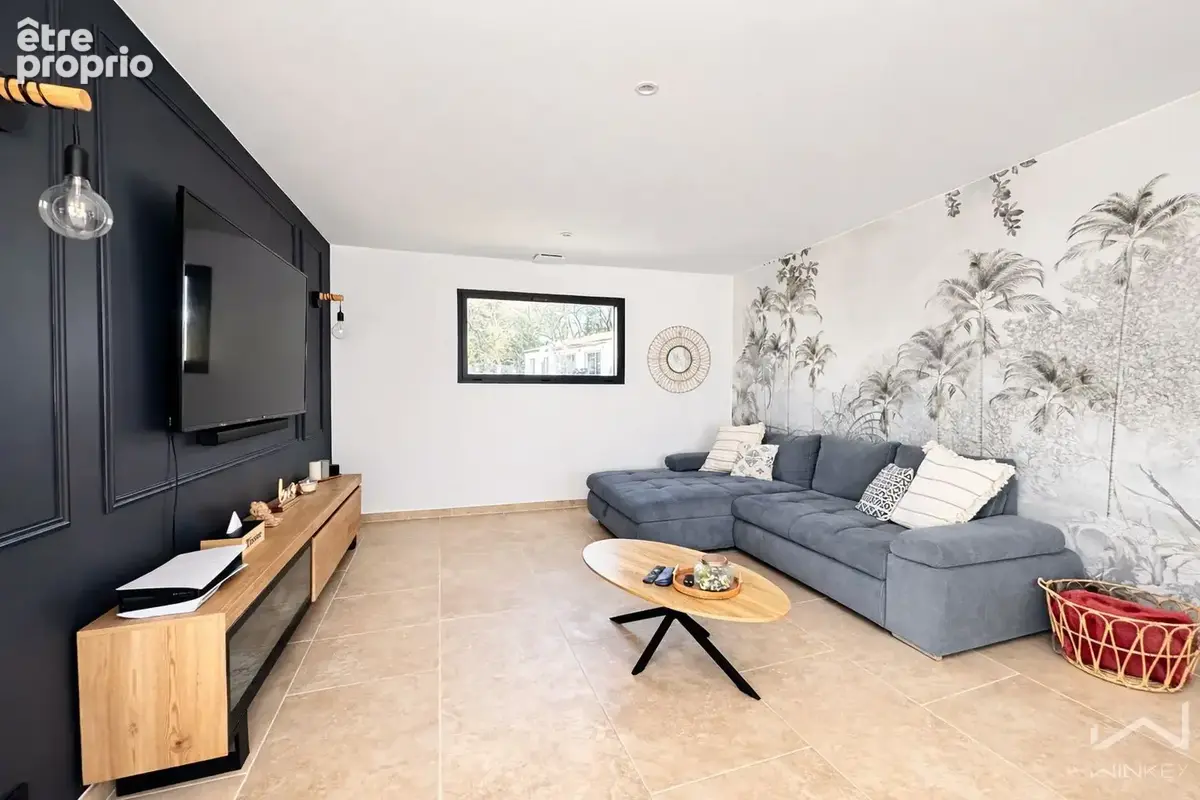 Maison contemporaine avec jardin et piscine, 5 chambres, garage   Saint-Martin-d’Ardèche - photo 4