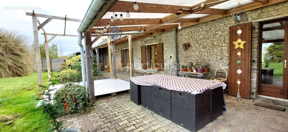 Maison à TANIS