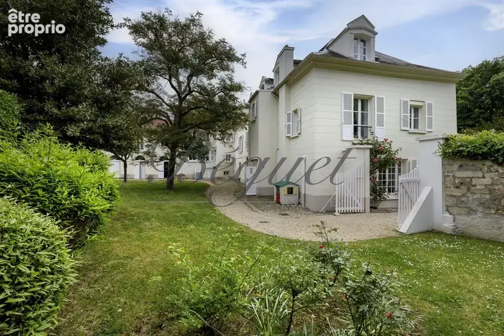 Louveciennes (78430), Yvelines – Propriété de caractère de 600 m² avec parc de 4 000 m², piscine et dépendances - photo 18
