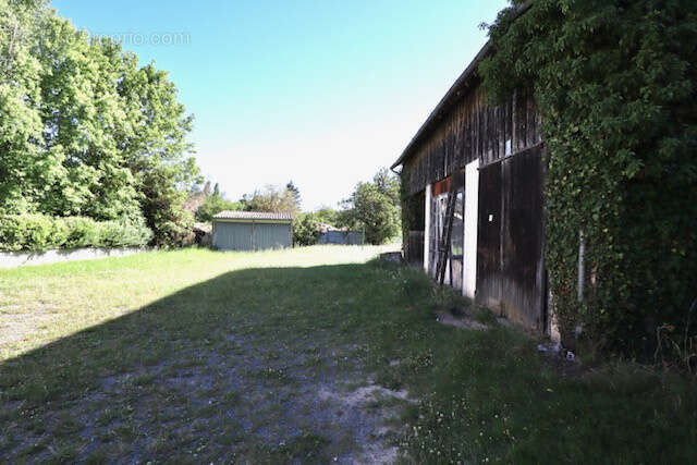 Appartement à SANCERGUES