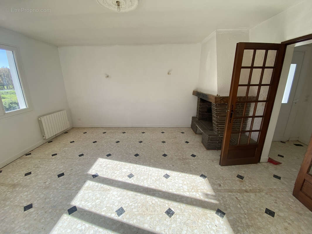 Maison à SEISSAN