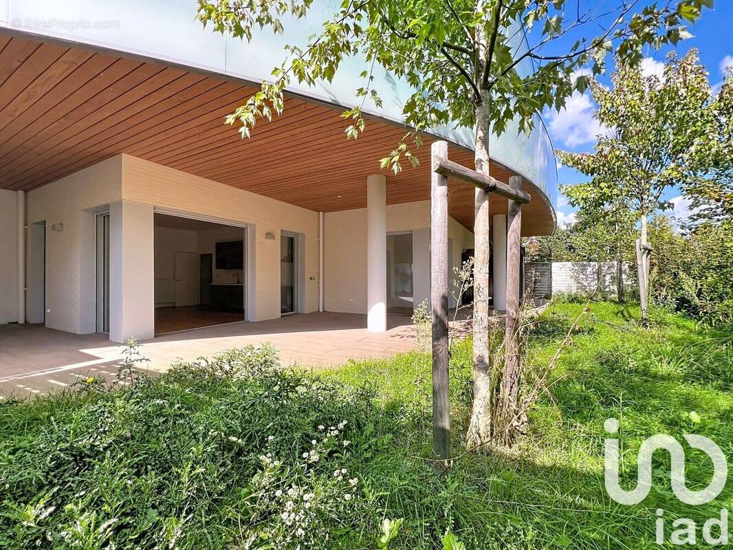 Photo 1 - Appartement à RUEIL-MALMAISON