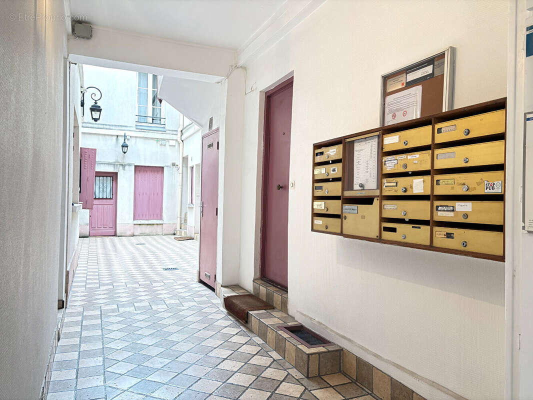 Appartement à PARIS-19E