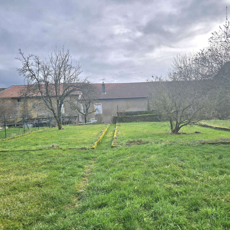 Maison à BOISMONT