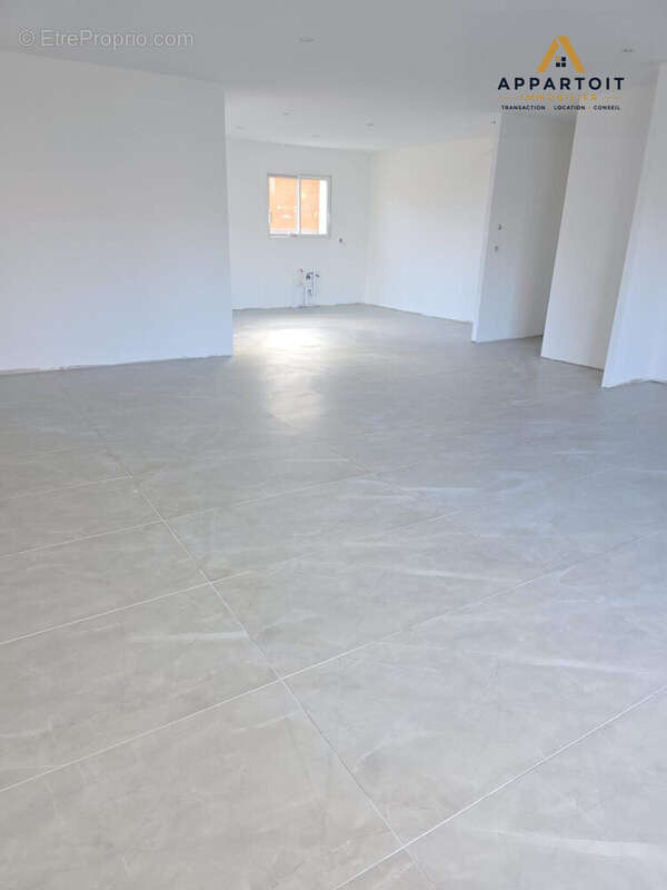 Maison 115 m² à Vichy  - photo 3