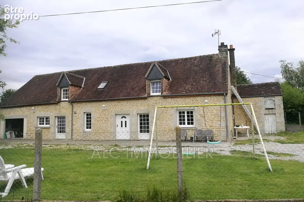 Maison 5 pièces 140 m² à vendre à Hauterive (61250) - photo 2