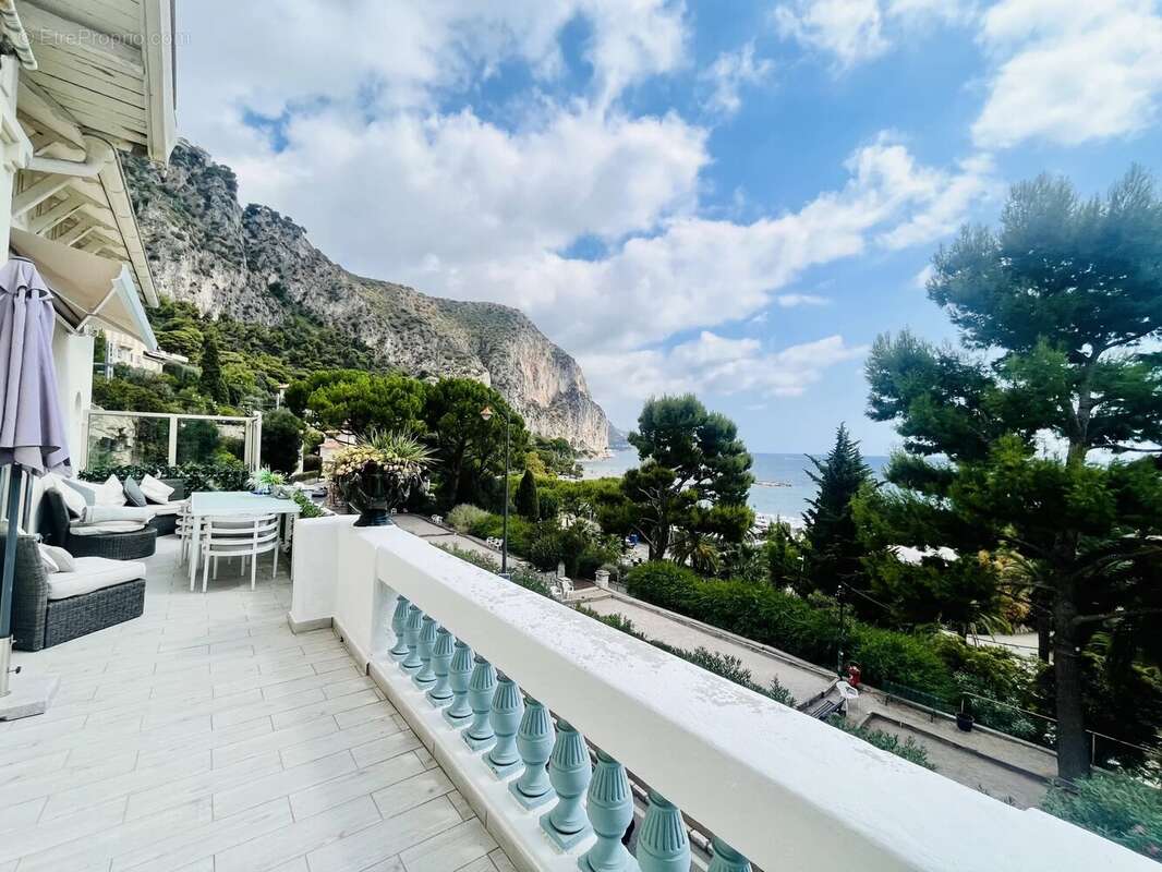 Appartement à BEAULIEU-SUR-MER