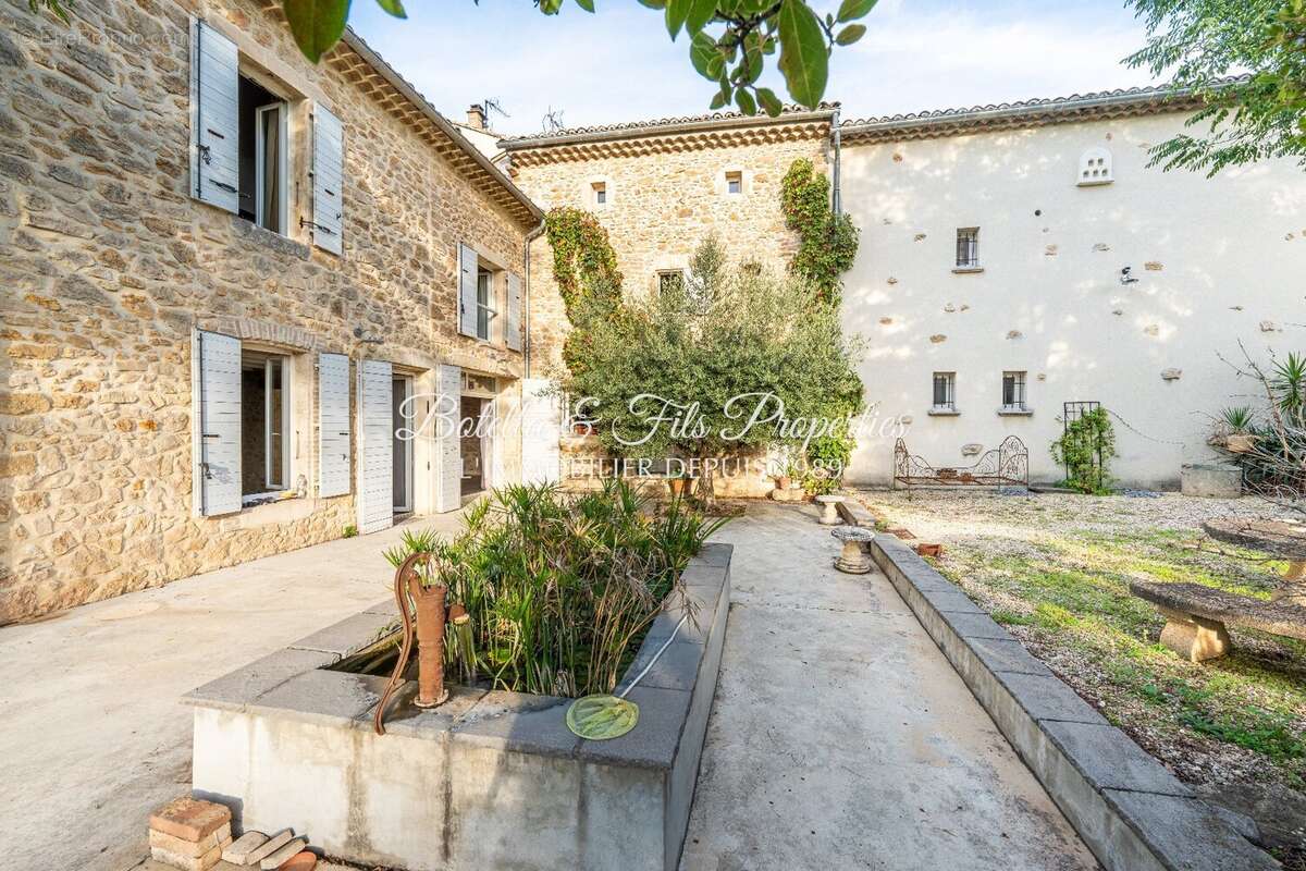 Mas provençal et lavandes - photo 8