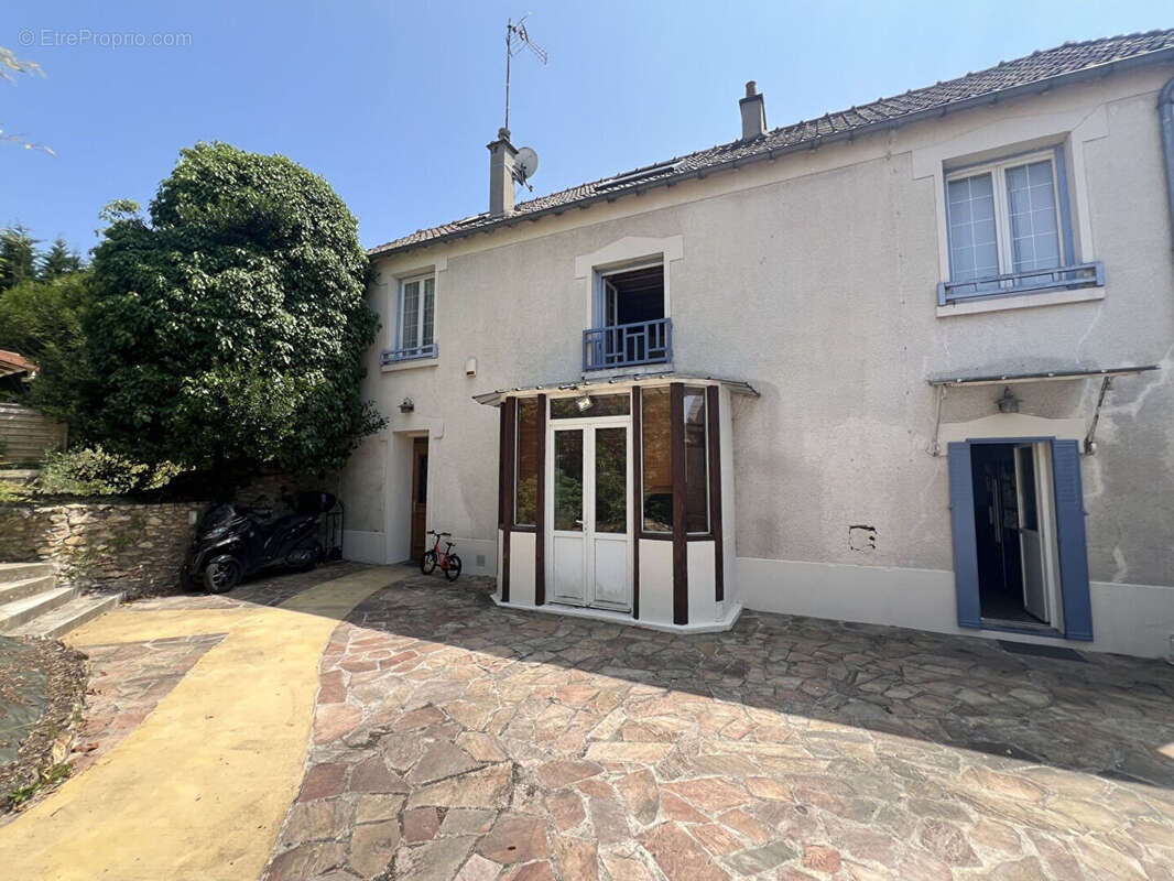 Maison à SAINT-BRICE-SOUS-FORET