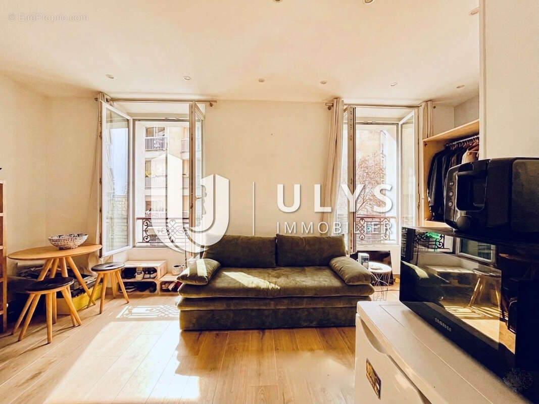 Appartement à PARIS-10E