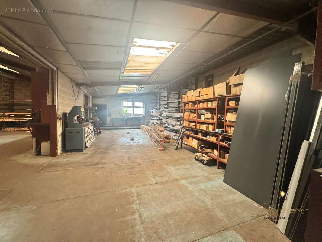 642 m² à Amilly  - photo 7