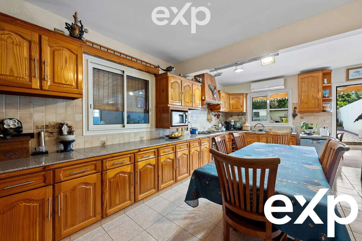 Maison à SAINT-JOSEPH