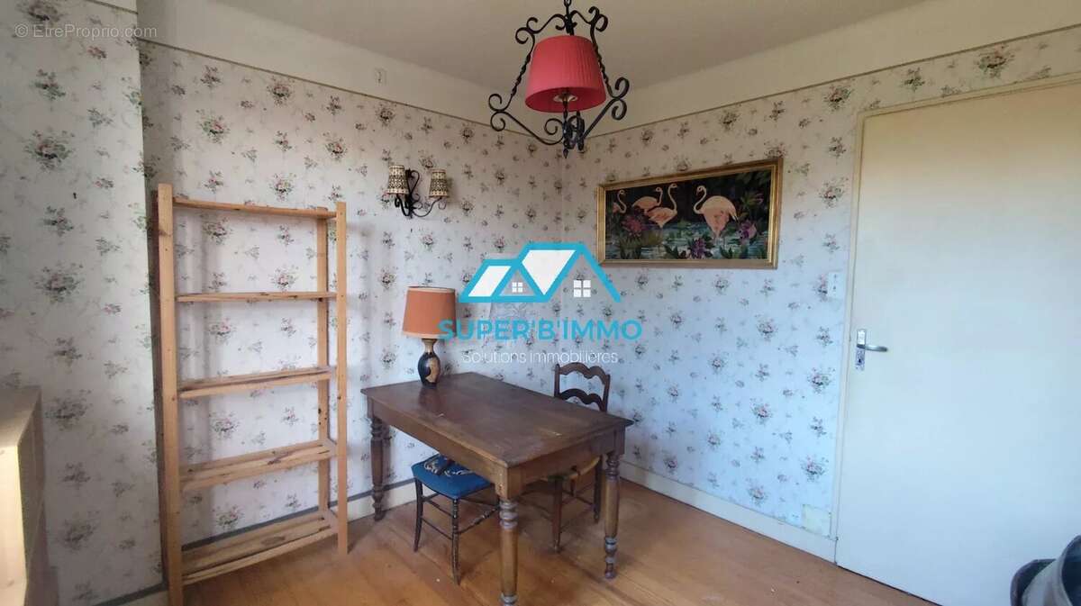 Maison à MAZEYRAT-D&#039;ALLIER