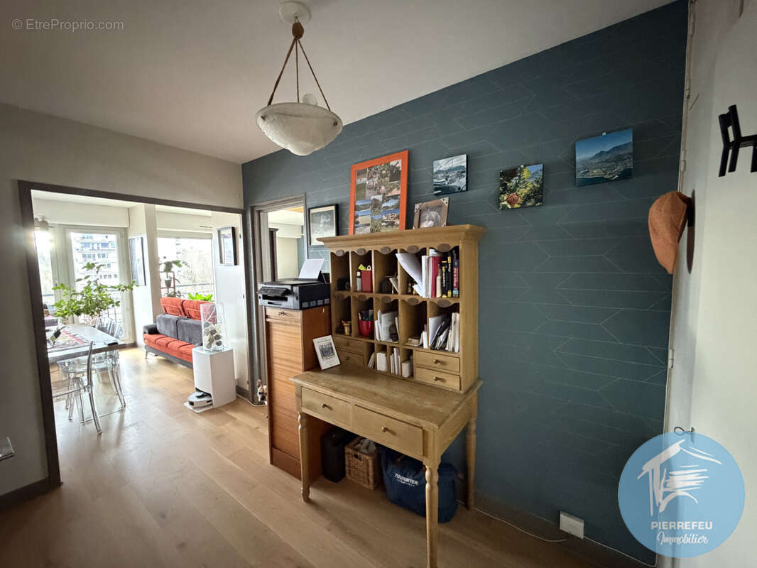 Appartement à LYON-9E