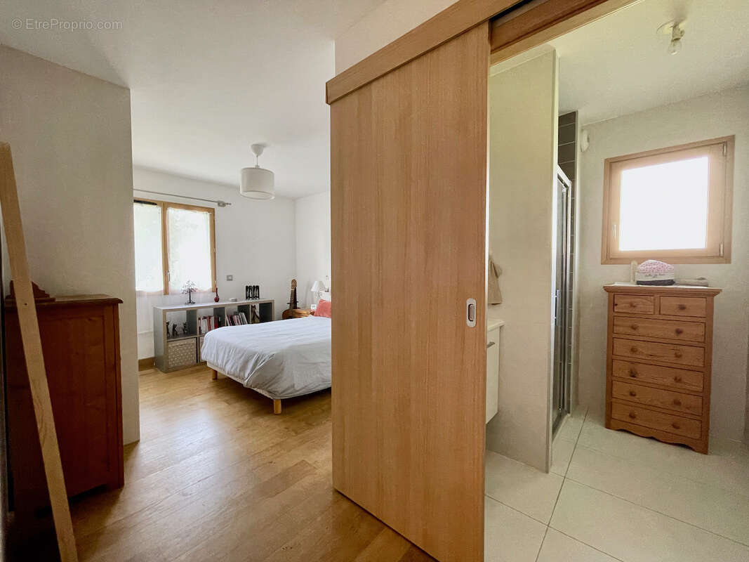 Appartement à DIVONNE-LES-BAINS
