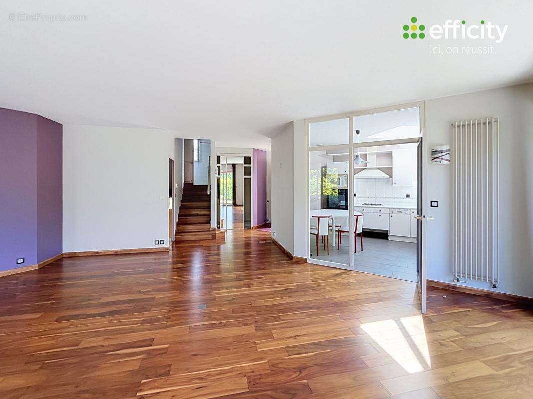 Maison 142 m² à Saint-Gregoire  - photo 7