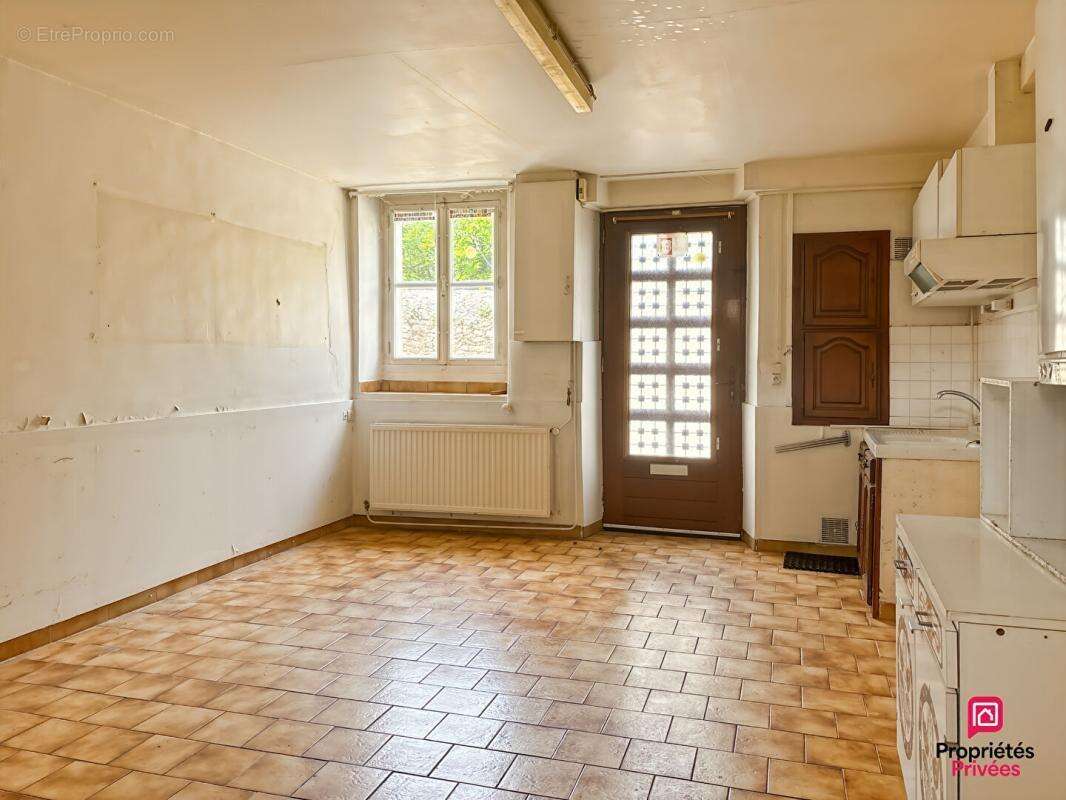 Maison à PRECIGNE