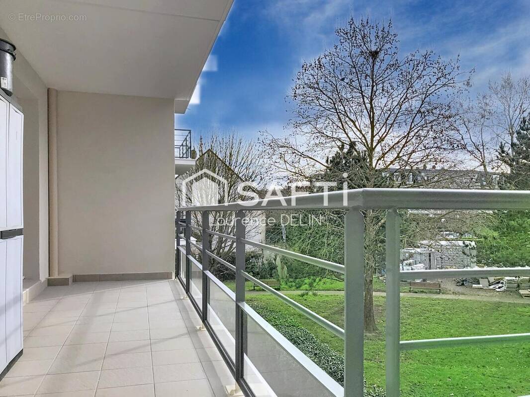 Photo 1 - Appartement à CERGY