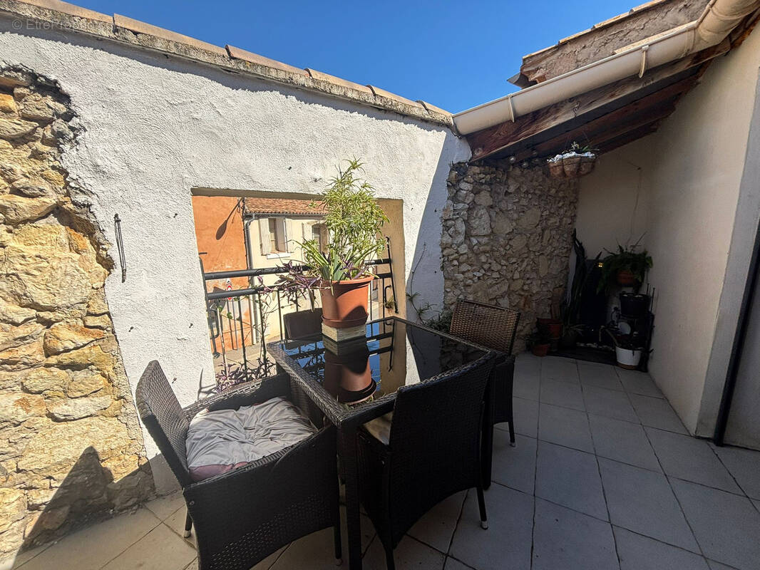 Appartement à COURSAN