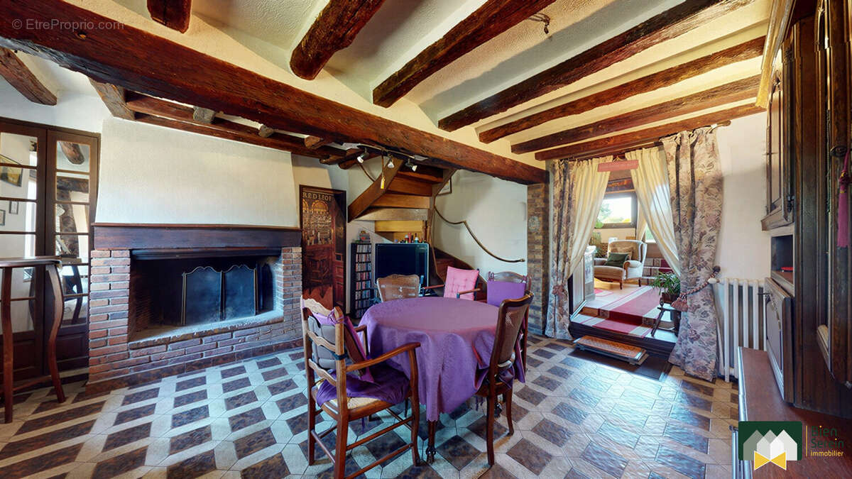 Maison à SAUMERAY