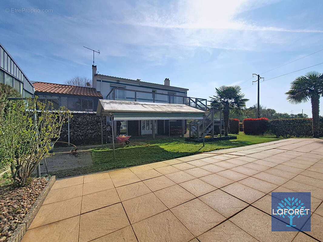Maison La Roche Sur Yon 145 m² et atelier - photo 7