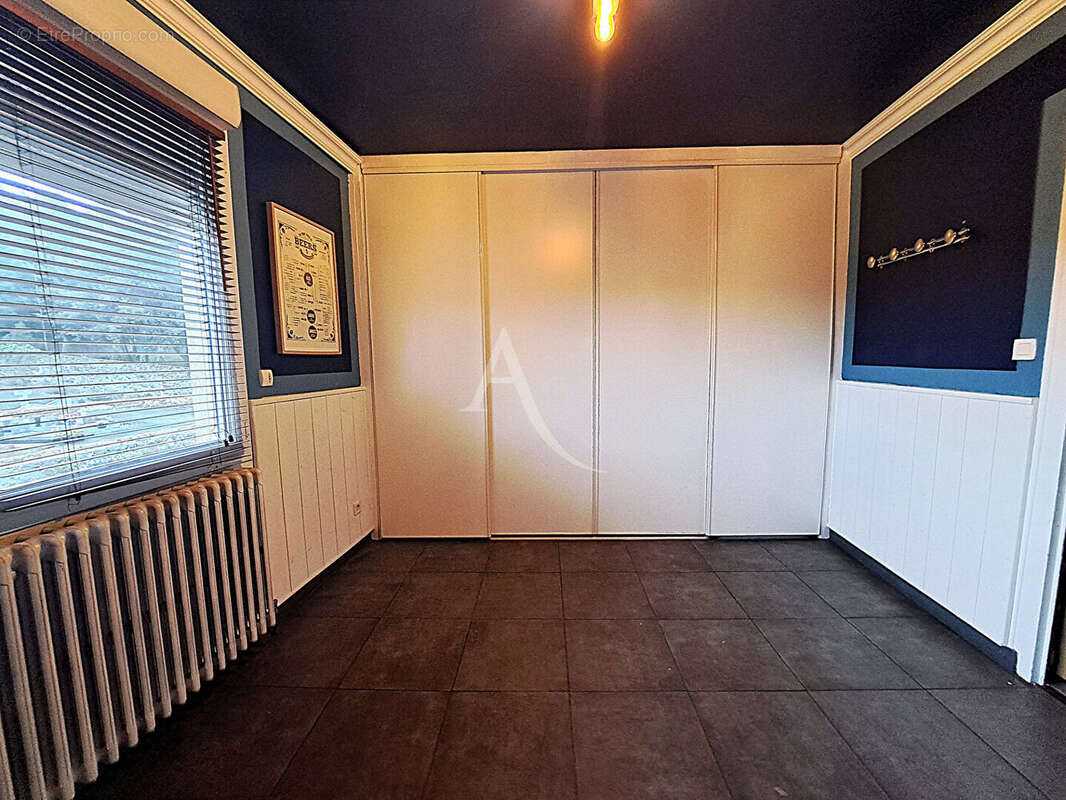 Maison à SAINT-LAURENT-SUR-SEVRE