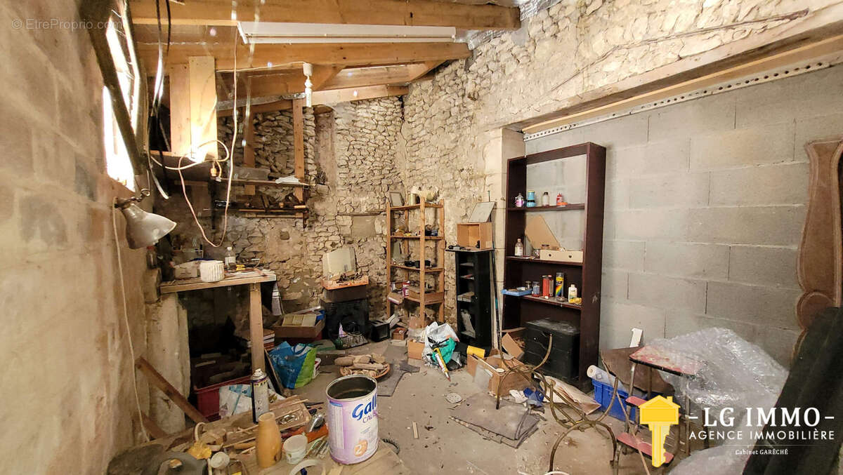 Maison à MORTAGNE-SUR-GIRONDE