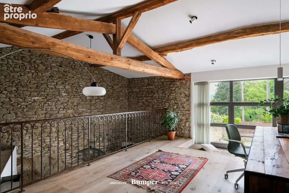 Maison 202 m² à Seyssuel  - photo 4