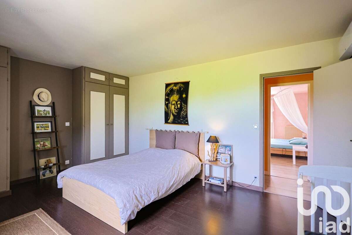 Photo 8 - Maison à SAINT-PIERRE-DE-MONS